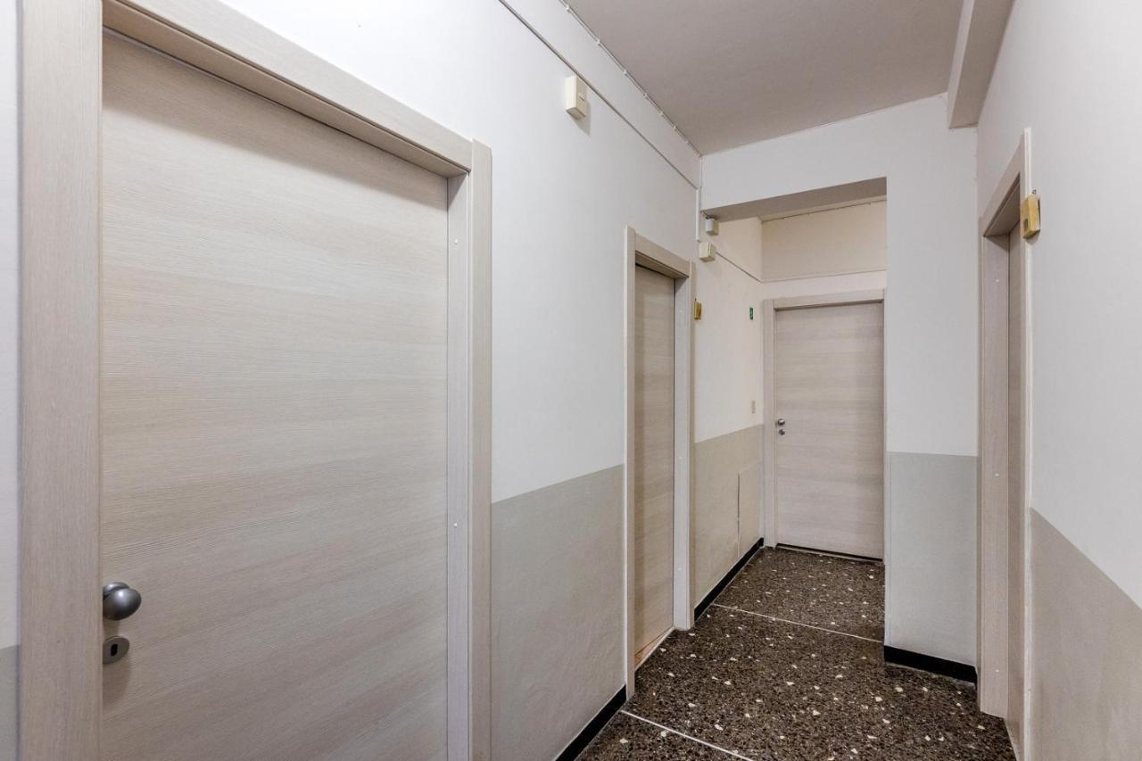 Albergo Oasi Finale Ligure Exterior photo