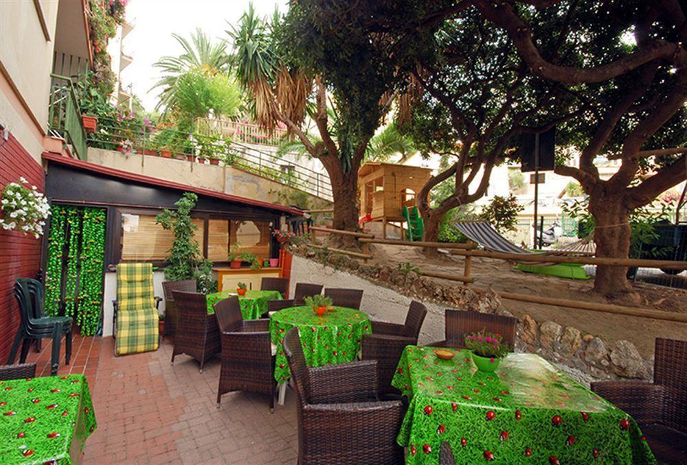 Albergo Oasi Finale Ligure Exterior photo